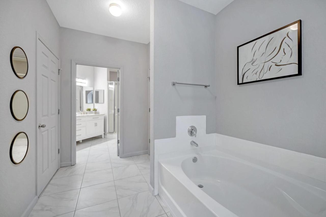 Near Disney - Spacious 3Br - Pool And Hot Tub! Orlando Exterior photo